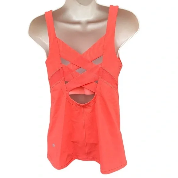 Lululemon Rise and Flow Tank Sz 8 In Cape Red Luxtreme - Picture 6 of 12